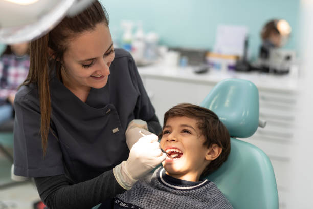 Best Emergency Cosmetic Dentistry (e.g., broken veneers) in Mec, CA